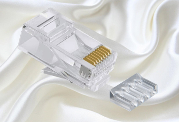 Unshielded RJ45 connector with separate clip